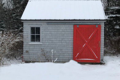 Minimalist home design photo in Other