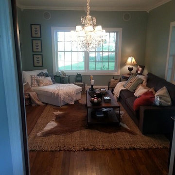 1909 American Foursquare Farmhouse-D.I.Y Home Makeover/Before & After Photos