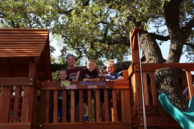 Inspiration for a kids' room remodel in Dallas