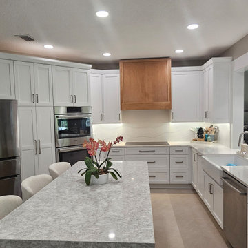 Contemporary Kitchen Remodel With New Cabinets and Island