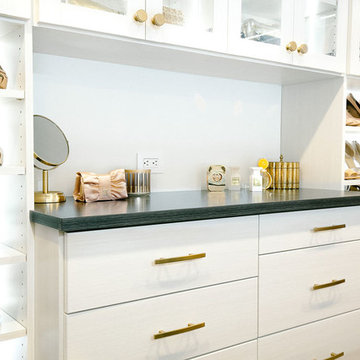Deluxe Custom Walk-In Closet