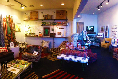 Home design - modern home design idea in Oklahoma City