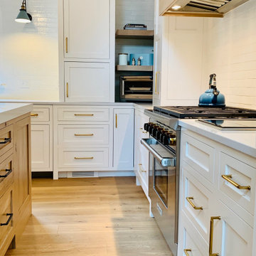 New Canaan White and Oak Kitchen