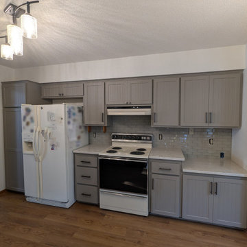 Small Kitchen Remodel Done in Silt Colored Cabinets