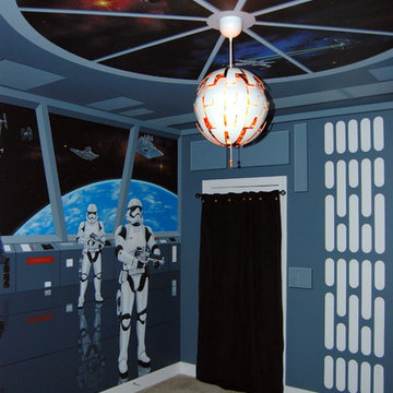 Star Wars: The Force Awakens Murals in a bedroom by Tom Taylor of Mural Art LLC