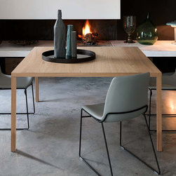 Engo Dining Table by Rossetto - $2,249.00 | Made in Italy - Dining Tables
