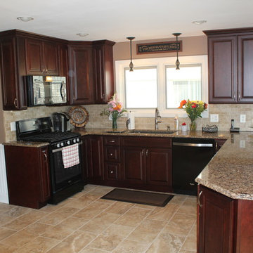 Starmark Kitchen - Cherry Ridgeville in Brittany w/ Chocolate Glaze