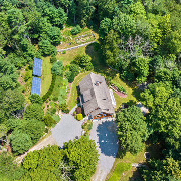 349 Beach Pond Rd. , Voluntown, Connecticut 06384