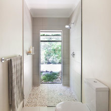 Family Room bath