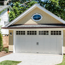 Detached Garage