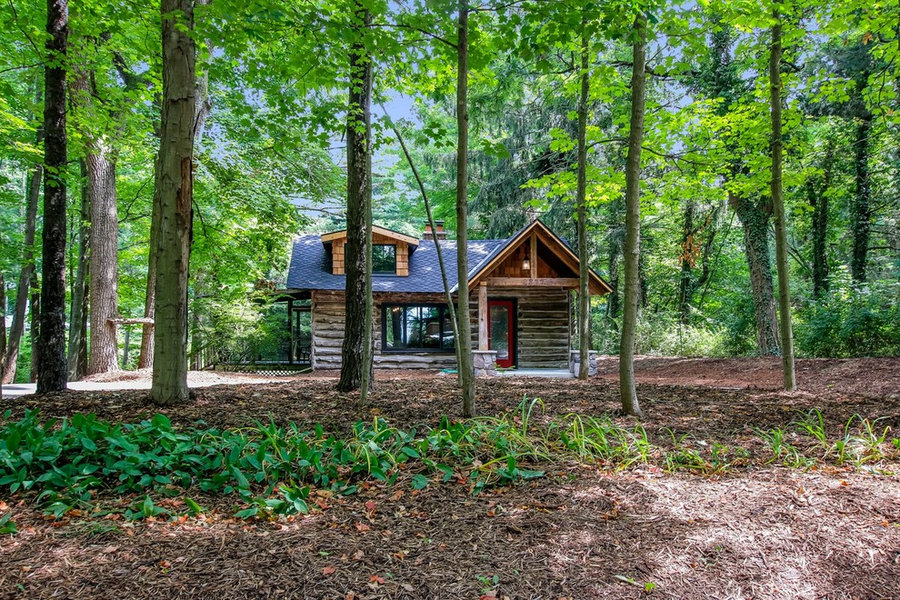 Log Cabin Cottage Reno - Glacier Construction