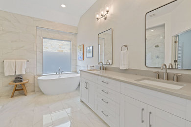 Bathroom - contemporary bathroom idea in Austin
