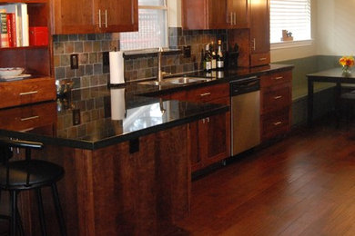 Inspiration for a timeless kitchen remodel in Houston