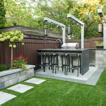 Outdoor Living & Lounge Area