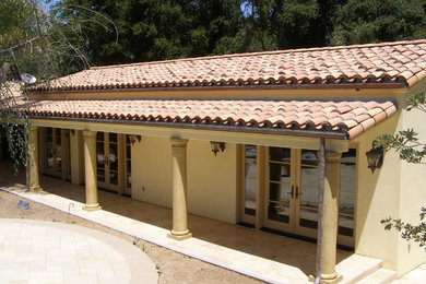 Inspiration for a mediterranean home gym remodel in Los Angeles