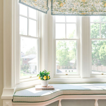 Breakfast Room - Sunny Window Seat