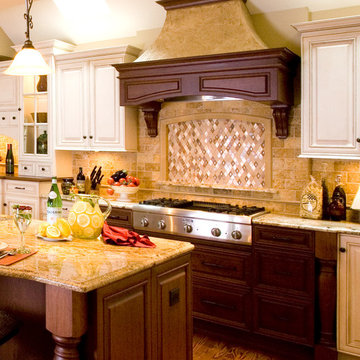 Traditional with a taste of Italy Kitchen in Lakewood