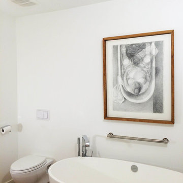 Space Saving Tub and Toilet