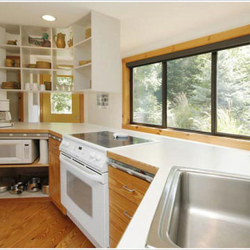 Mollhagen Cottage Open Kitchen