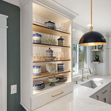 Starmark Maple Wales Marshmallow Cream and Moss Green Kitchen