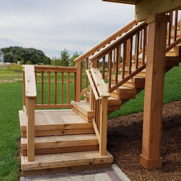Independence Twp, MI - Cedar Deck