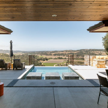 Las Ventanas Hillside Residence