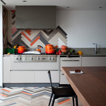 Fantasy Kitchen with SIlestone
