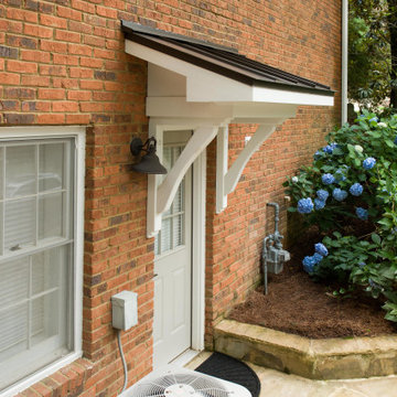 Morrison bracket side door portico
