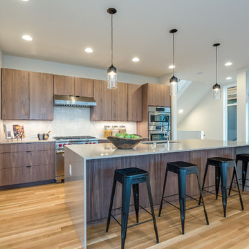 Signature Collection | 612 25TH AVENUE E
