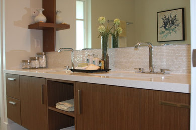 Inspiration for a contemporary bathroom remodel in Vancouver