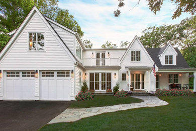 Exterior home idea in Los Angeles