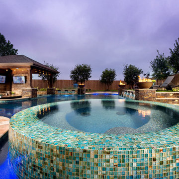 Custom Freeform pool design