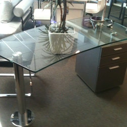 Kube Import - Desks And Hutches