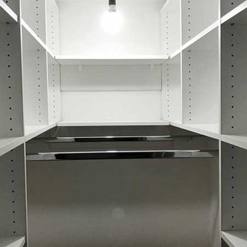 Princeton Hall Closet