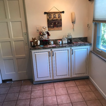 cabinet refacing-------antique white, laminate countertops
