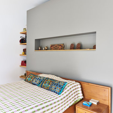 Vanier Triangular Home