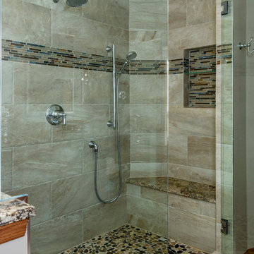 Traditional Master Bathroom