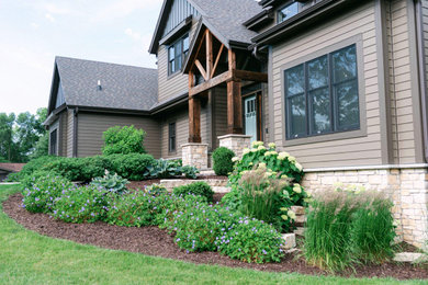 This is an example of a transitional landscaping in Milwaukee.
