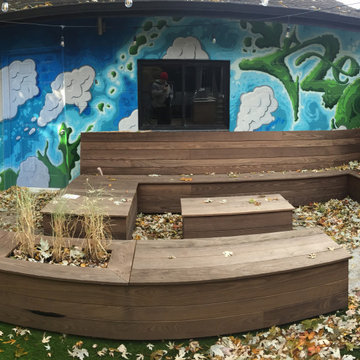Small and Hip in Trinity Bellwoods