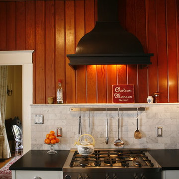 Hyde Park Bungalow: French Bistro Style