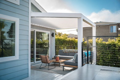 Trendy home design photo in San Diego