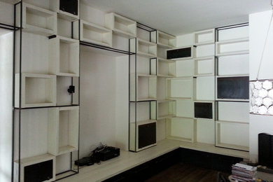 libreria modulare tavole sbiancate