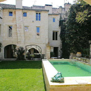 Swimming pools, pool copings, pool decks & pool fountains