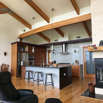 Mirador del Lago Custom Home