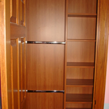 Reach In Closets