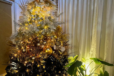 HOLIDAY DECORATING