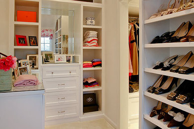 Closet - transitional closet idea in Philadelphia