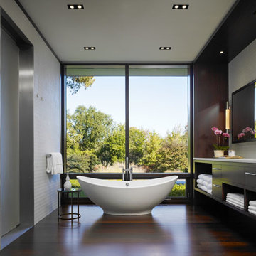 Grounded In Modernism