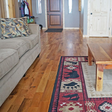 Red Oak Rustic 4" x 3/4" Solid Prefinished