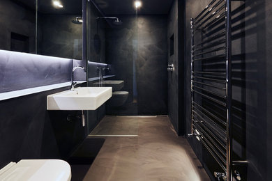 Design ideas for a modern bathroom in London.